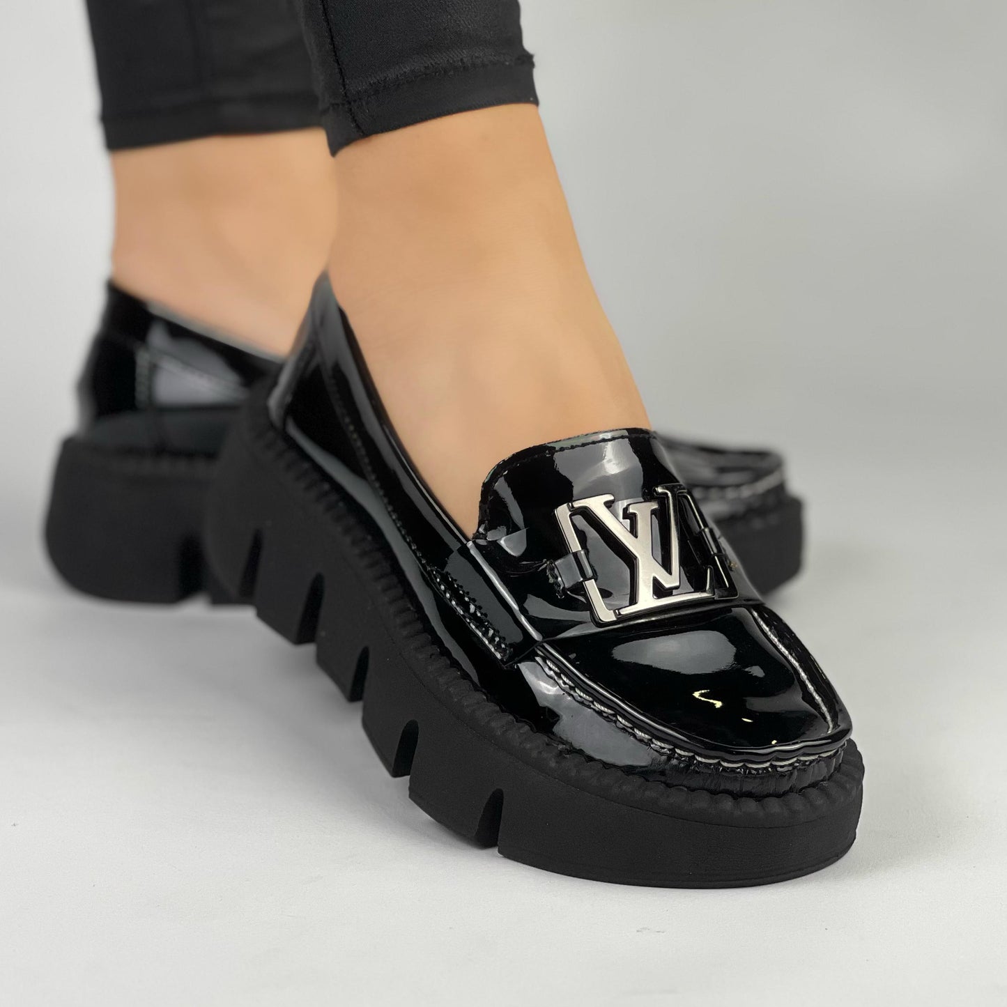 Apache LV